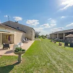 Tatil Evi Grand 16 Personnes La-Gripperie-Saint-Symphorien