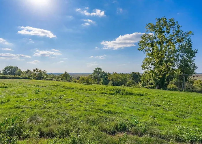 Grand 16 Personnes Сasa de vacaciones La-Gripperie-Saint-Symphorien